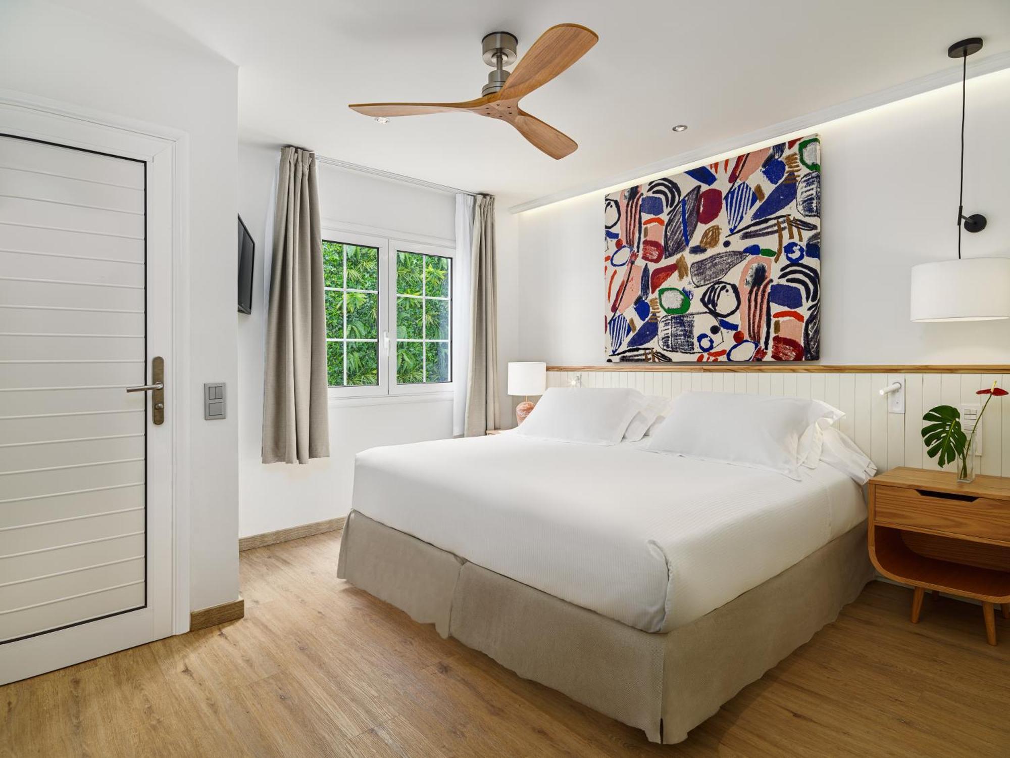 Boutique Hotel H10 White Suites - Только для взрослых Коста Бланка Экстерьер фото