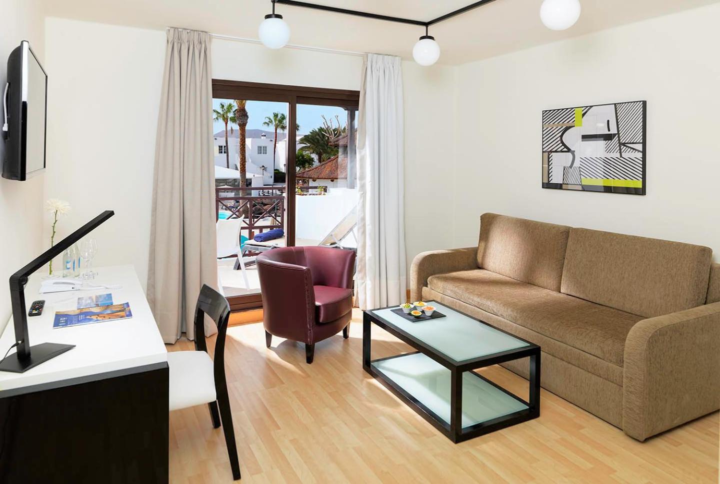 Boutique Hotel H10 White Suites - Только для взрослых Коста Бланка Экстерьер фото